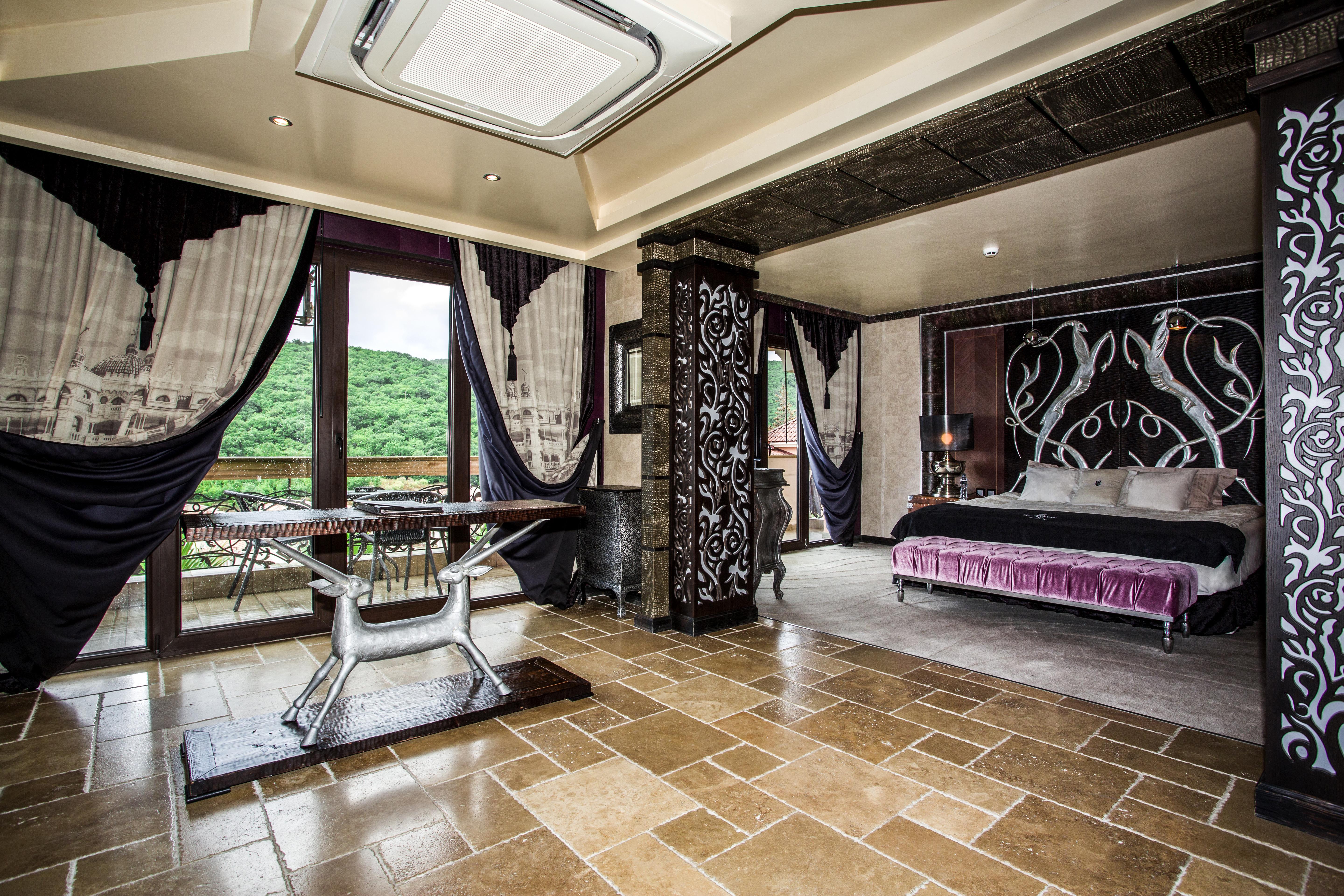 Royal Castle Design & Spa 埃勒尼特 外观 照片