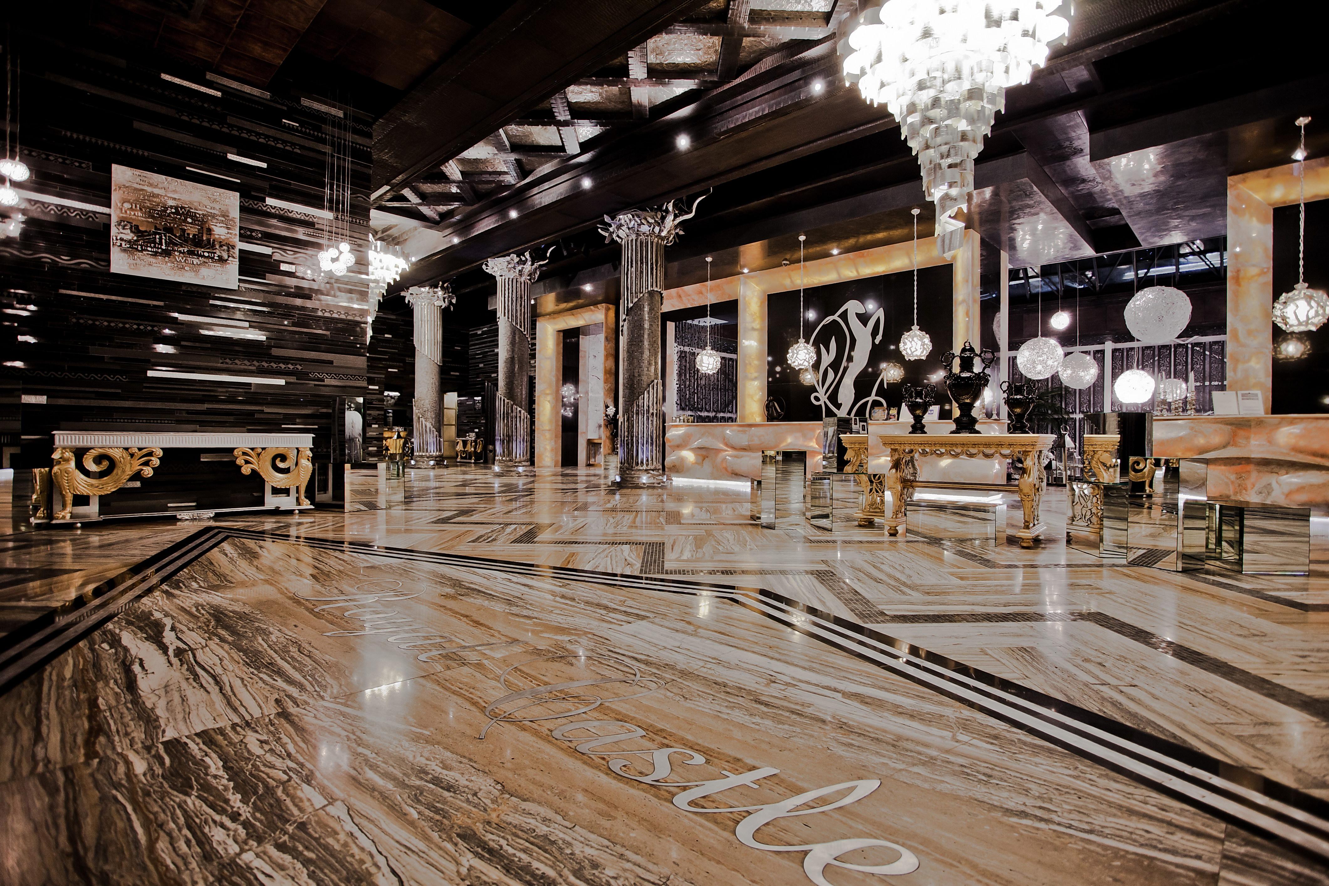 Royal Castle Design & Spa 埃勒尼特 外观 照片