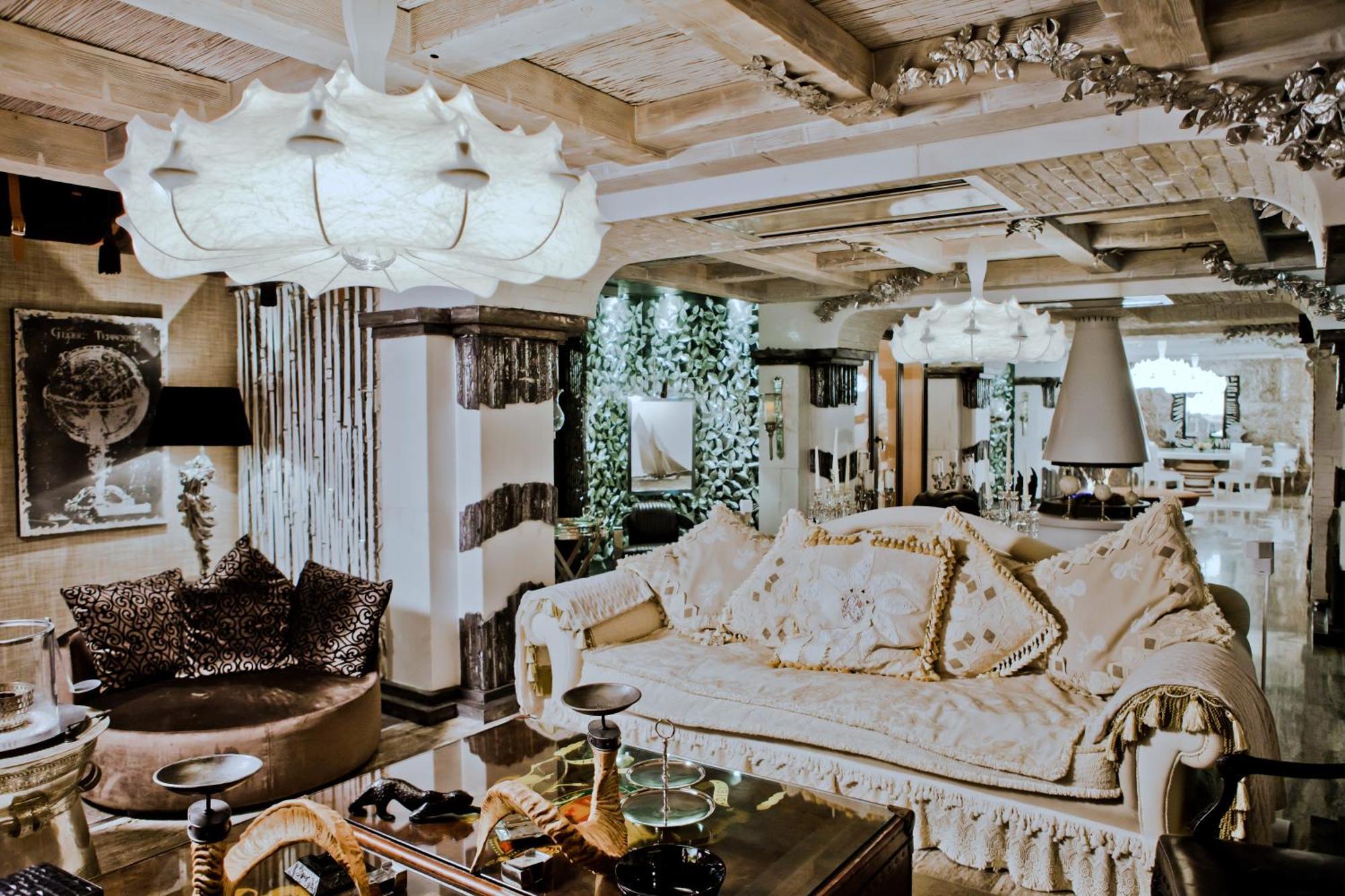 Royal Castle Design & Spa 埃勒尼特 外观 照片