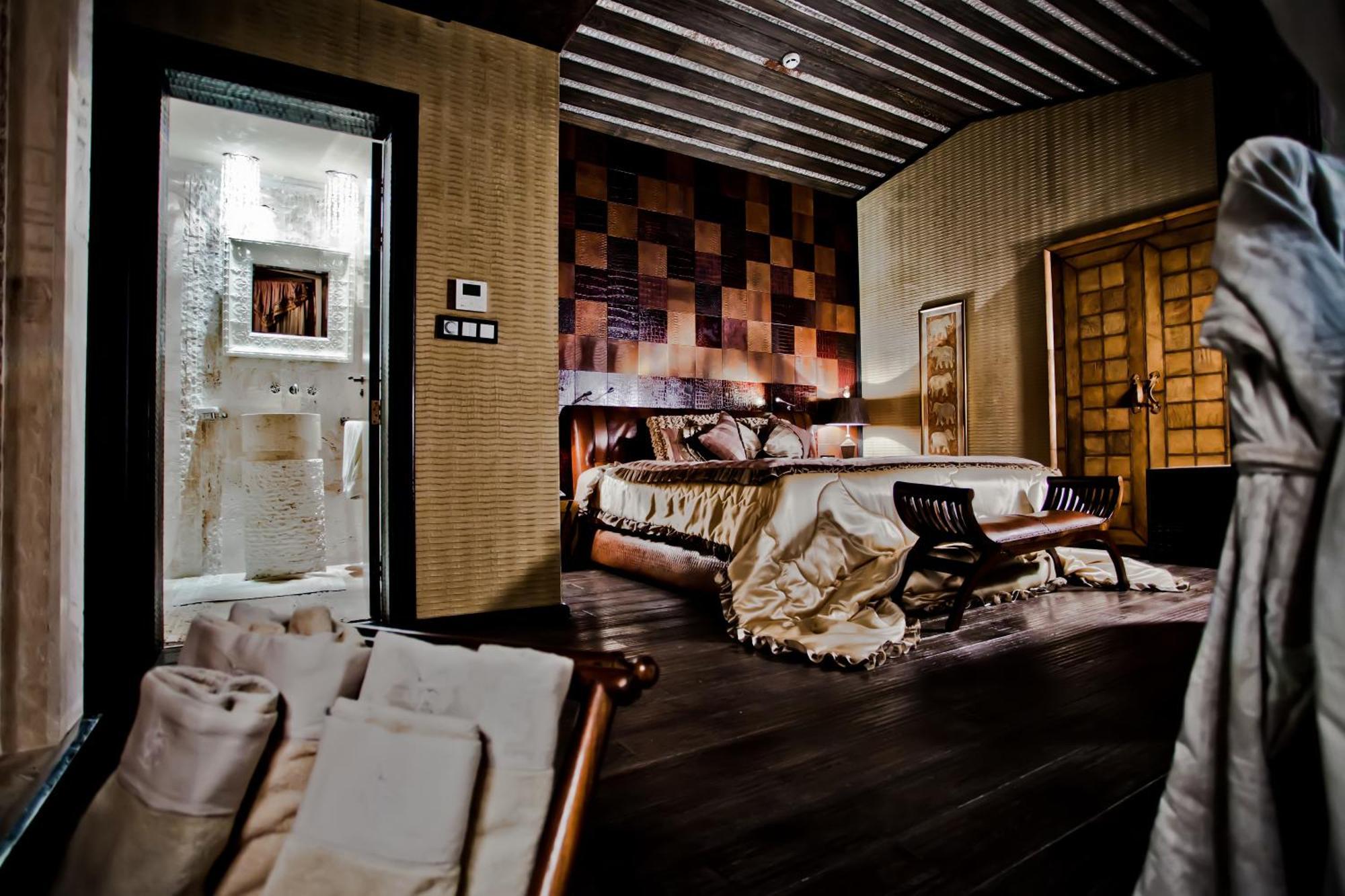 Royal Castle Design & Spa 埃勒尼特 外观 照片
